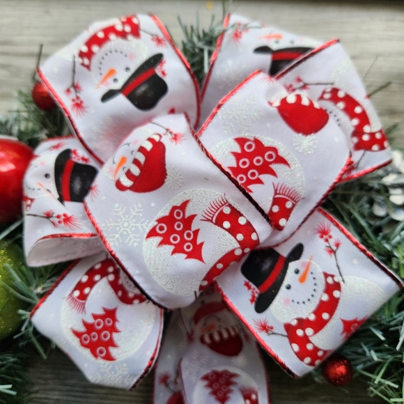 HERE COMES SANTA CLAUS CHRISTMAS WREATH - Picture 3 of 6